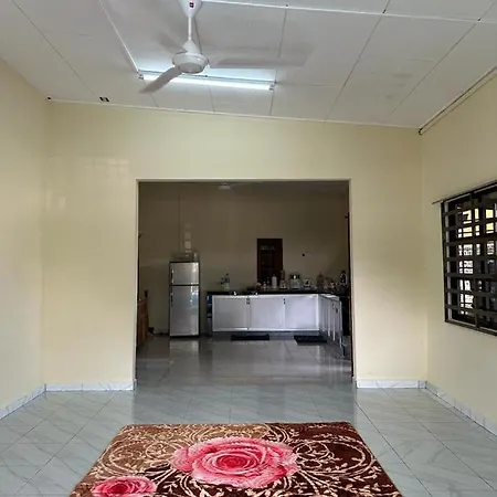 Mak Ani Homestay Kuala Terengganu Exterior photo