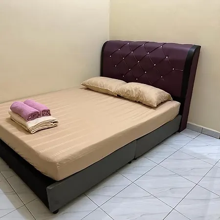 Mak Ani Homestay Kuala Terengganu Exterior photo