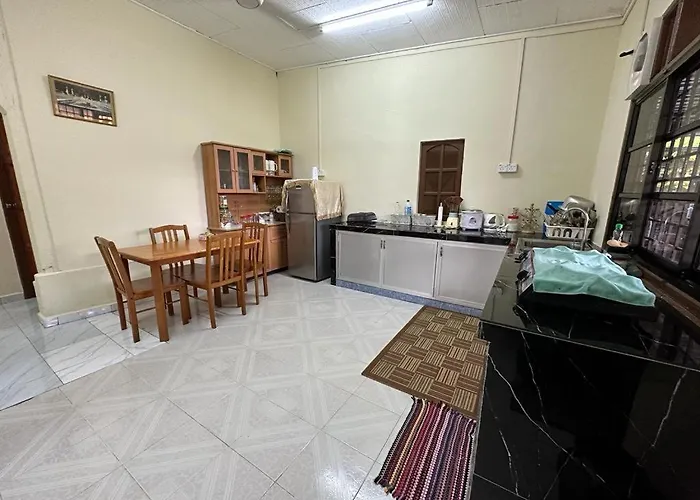 Mak Ani Homestay